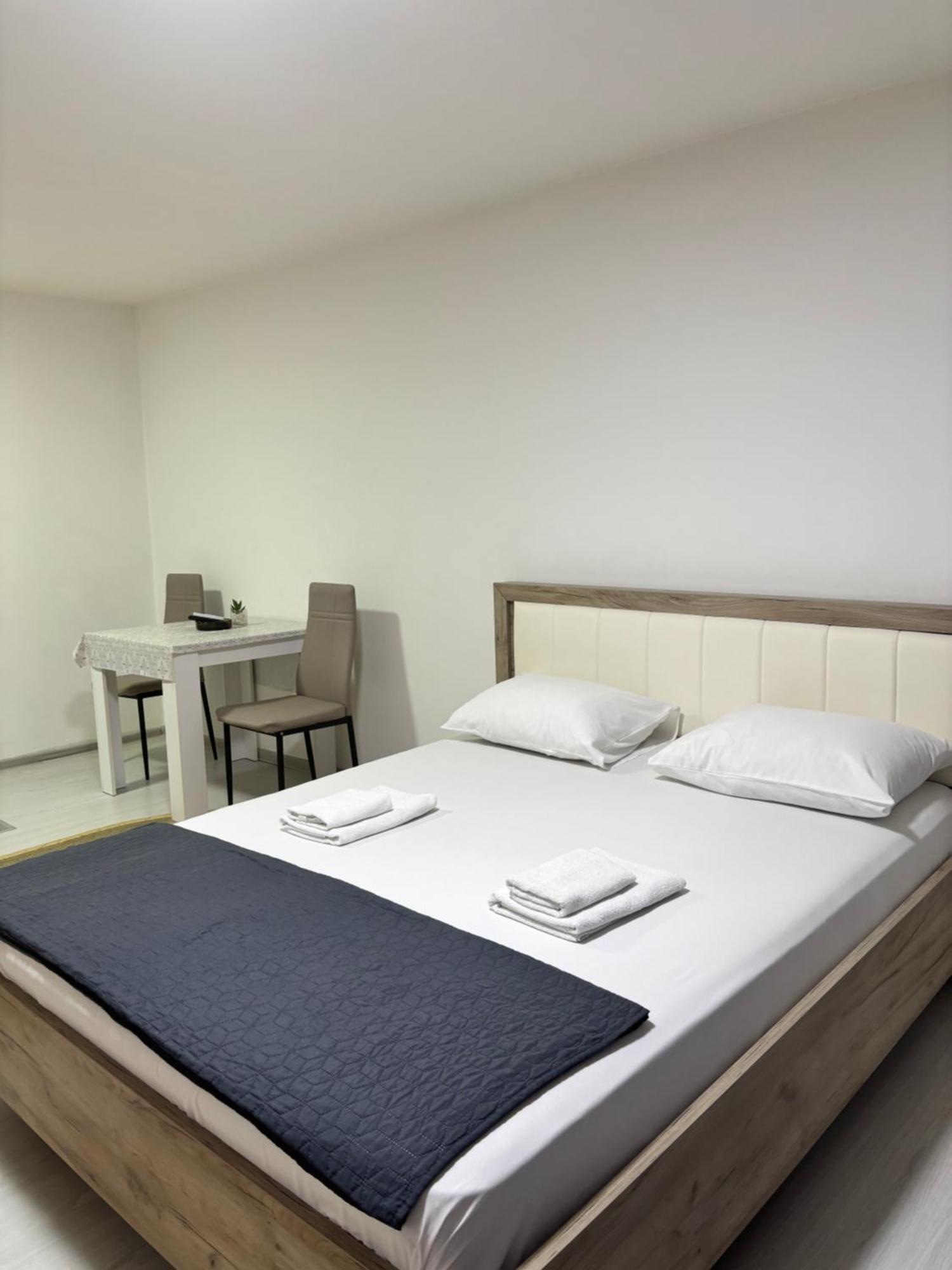 Apartman Sava Nis Bagian luar foto